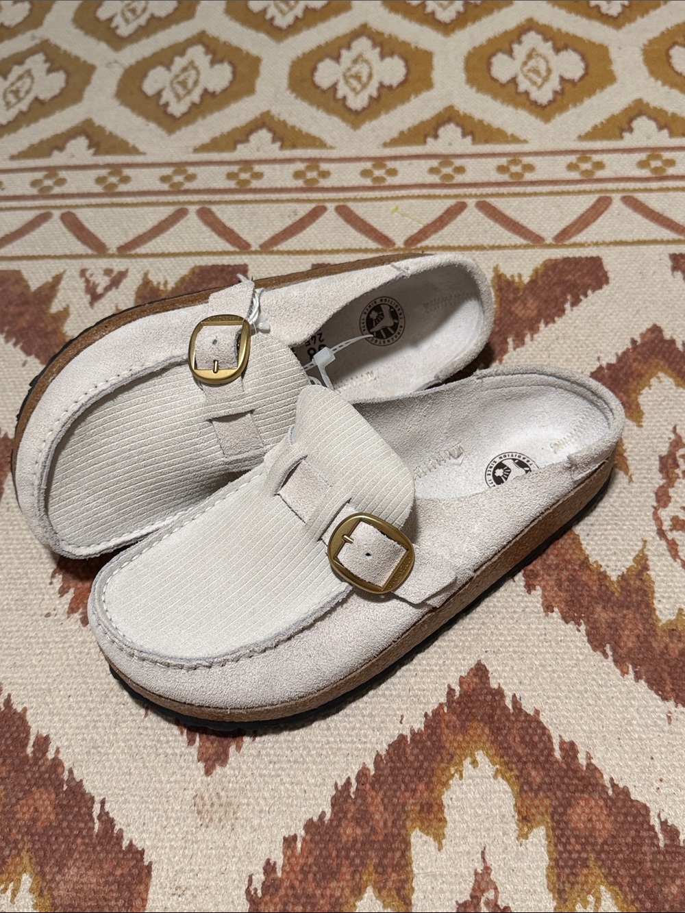 Birkenstock ladies Cream Suede Buckle Slip-On Clogs